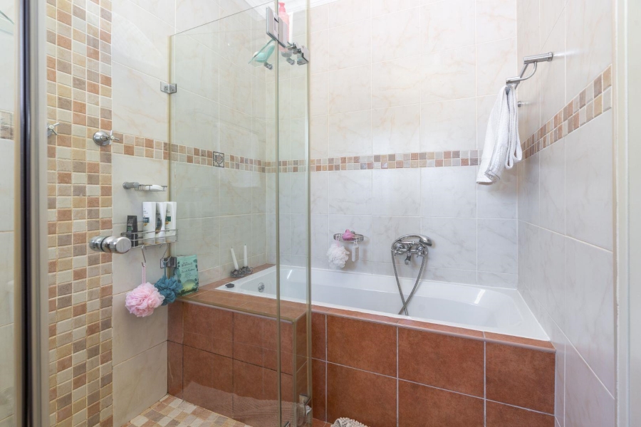 4 Bedroom Property for Sale in Milnerton Western Cape